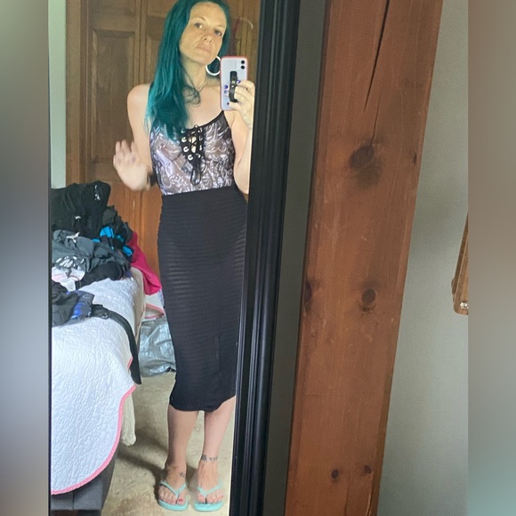 DRESSES, SKIRTS AND ROMPERS!  ALL NWT OR  VINTAGE IN EXCELLENT CONDITION! - Picture 7 of 17